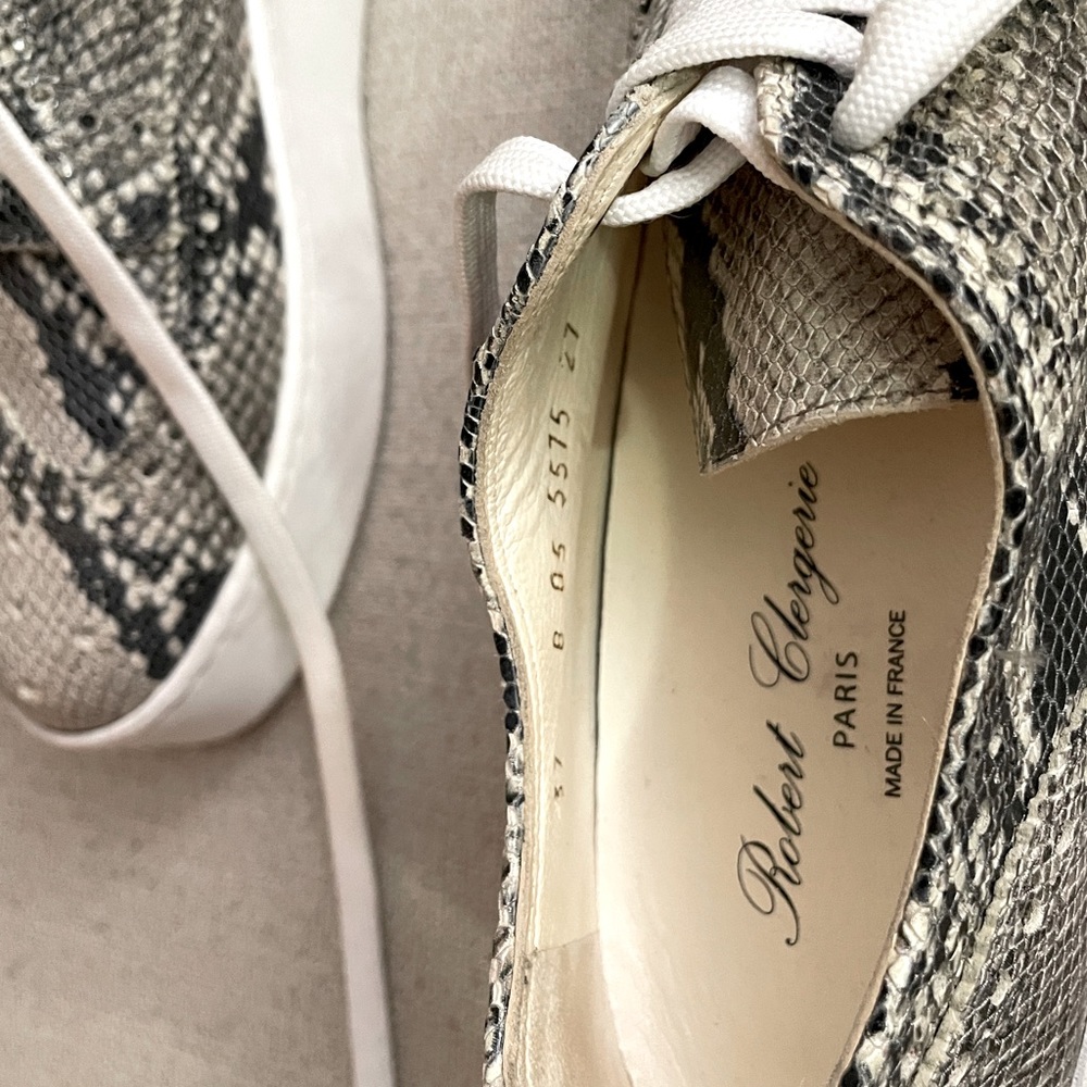 Robert Clergerie Grey Python Embossed Leather Pla… - image 3